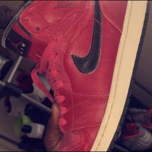 Jordan’s shoes and New Nike shirt